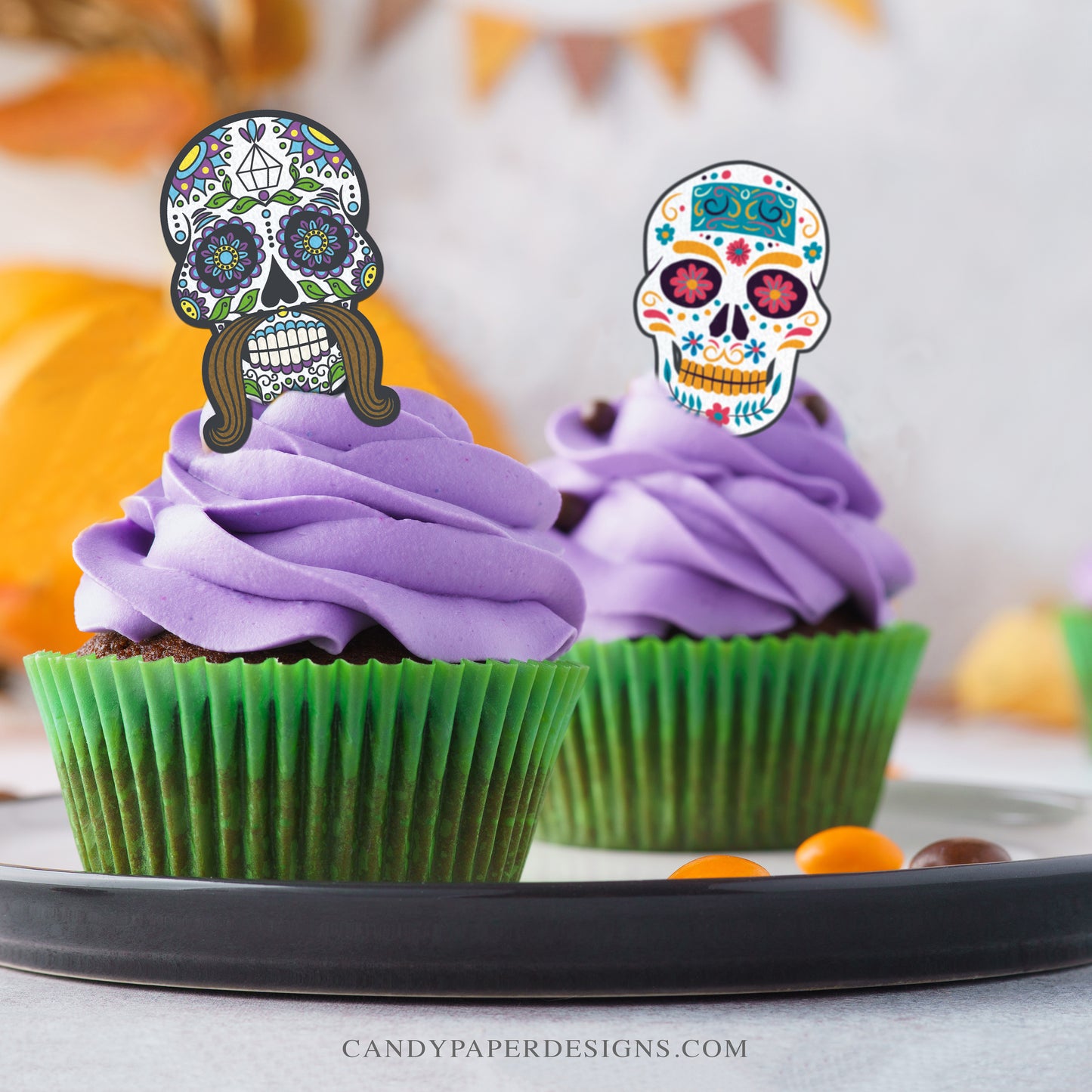 SKULL - 12 Edible Sugar Toppers