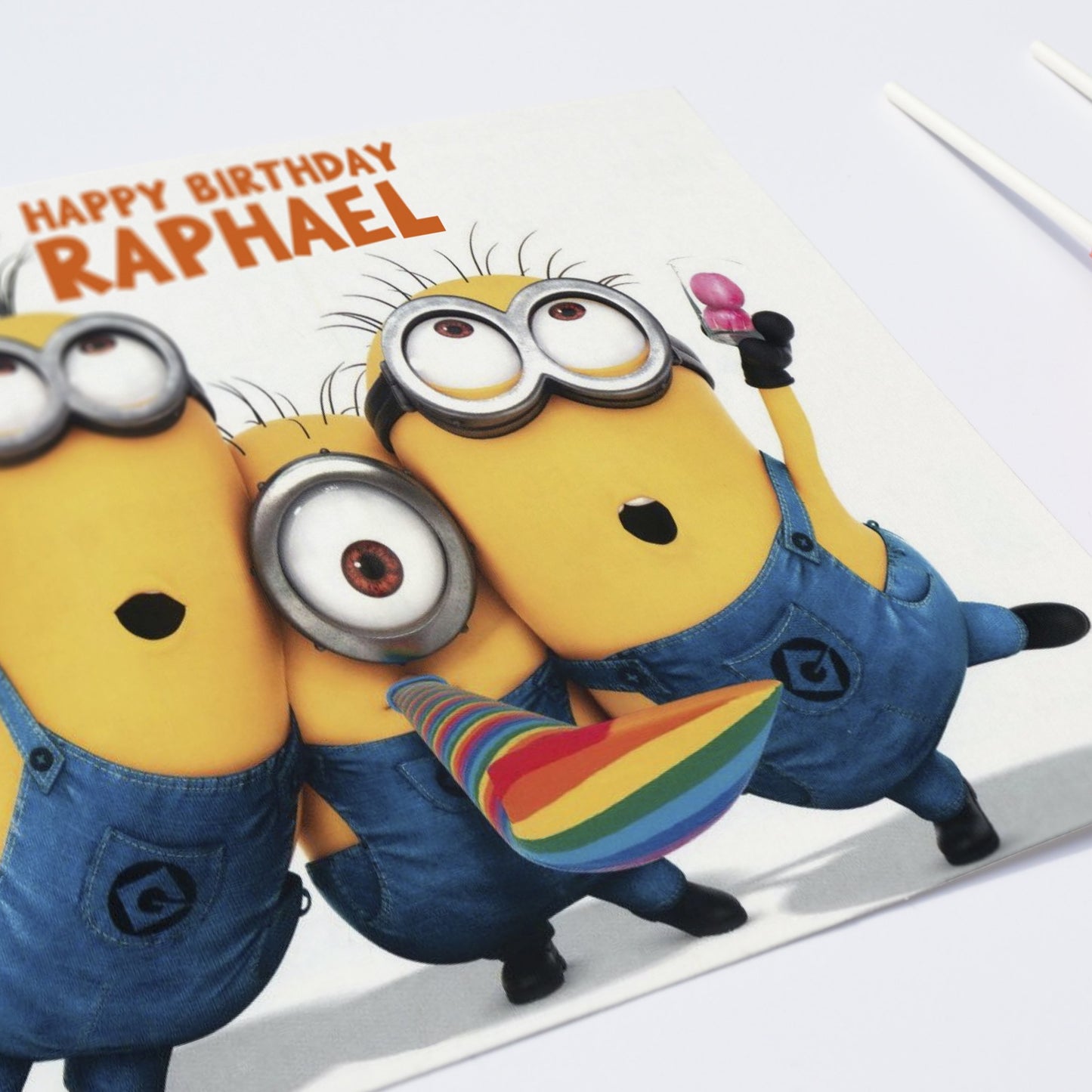 Despicable Me Party Time Minions - Edible Cake Topper
